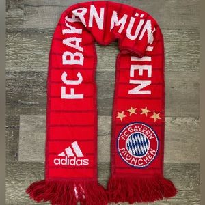 2016 Adidas FC Bayern Munich Scarf